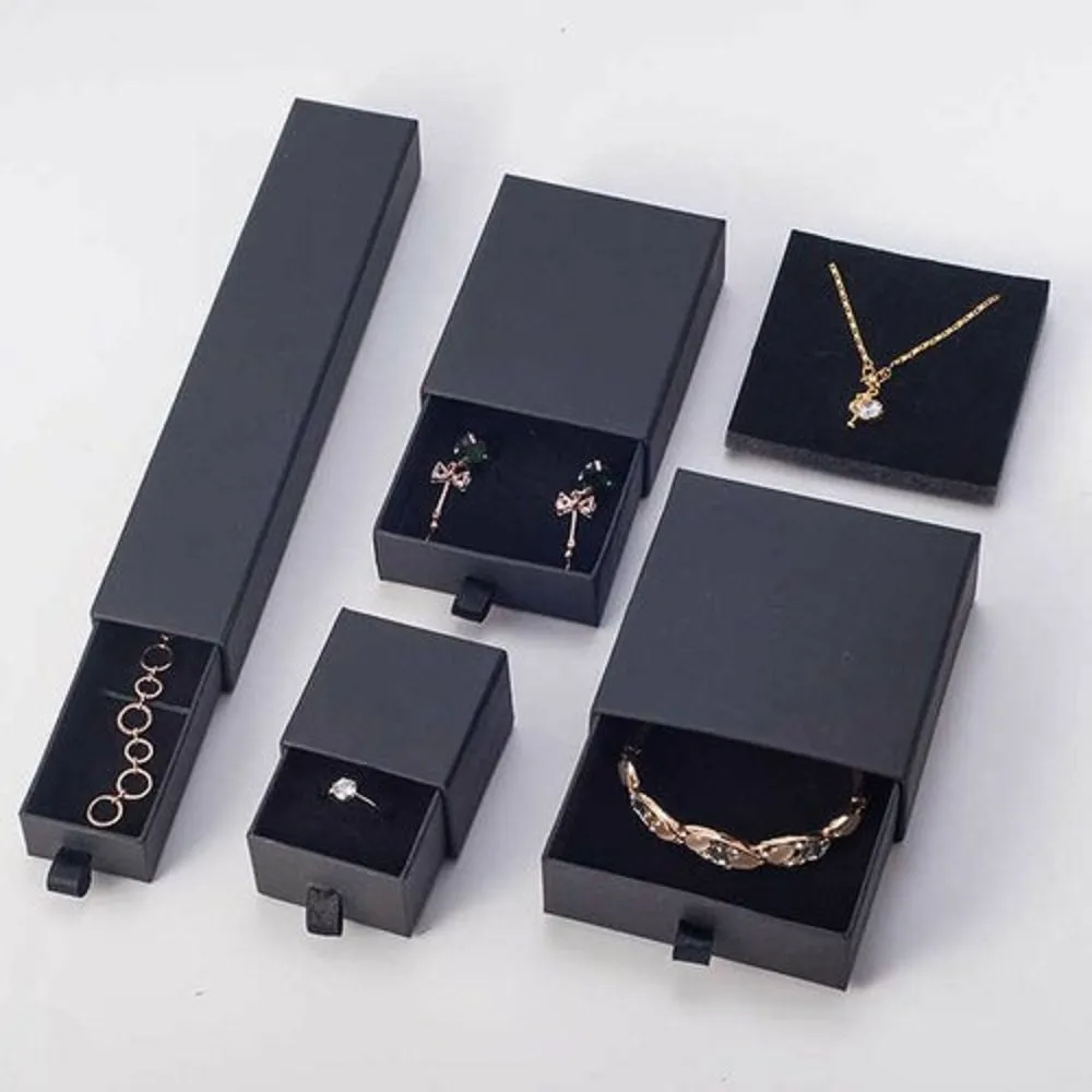 luxury-jewellery-packaging-box-1000x1000